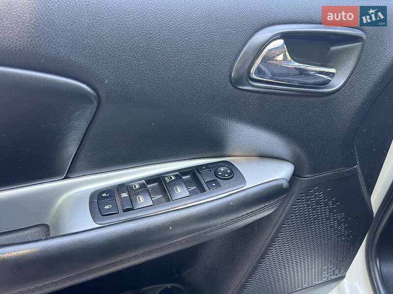 Внедорожник / Кроссовер Dodge Journey 2018 в Одессе фото 13 Внедорожник / Кроссовер Dodge Journey 2018 в Одессе