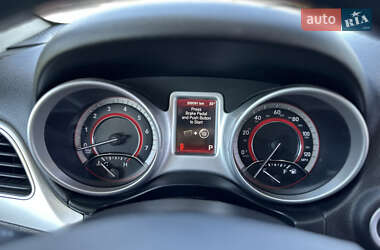 Внедорожник / Кроссовер Dodge Journey 2015 в 