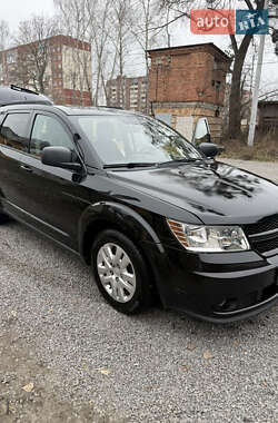 Внедорожник / Кроссовер Dodge Journey 2016 в Звягеле