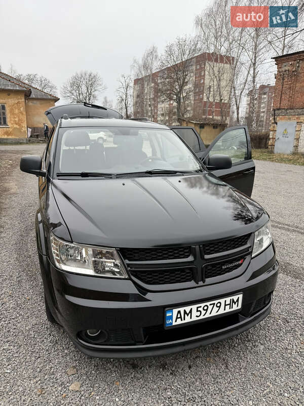 Внедорожник / Кроссовер Dodge Journey 2016 в Звягеле
