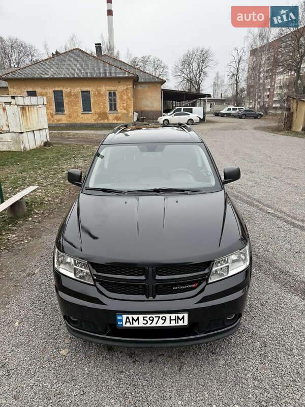 Внедорожник / Кроссовер Dodge Journey 2016 в Звягеле