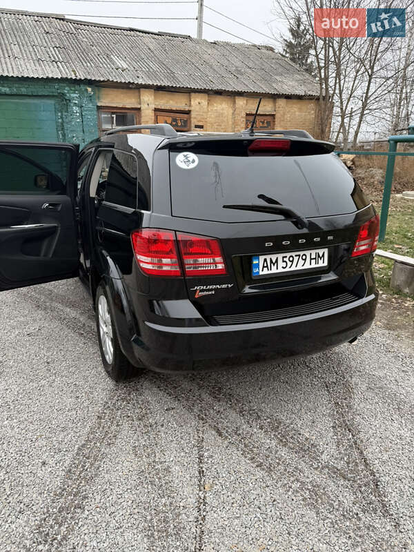 Внедорожник / Кроссовер Dodge Journey 2016 в Звягеле