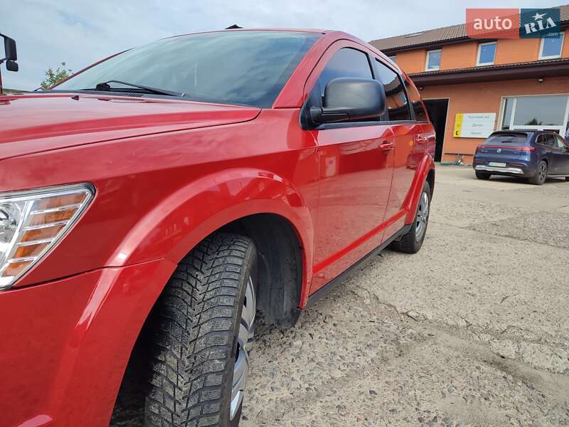 Внедорожник / Кроссовер Dodge Journey 2016 в Лубнах
