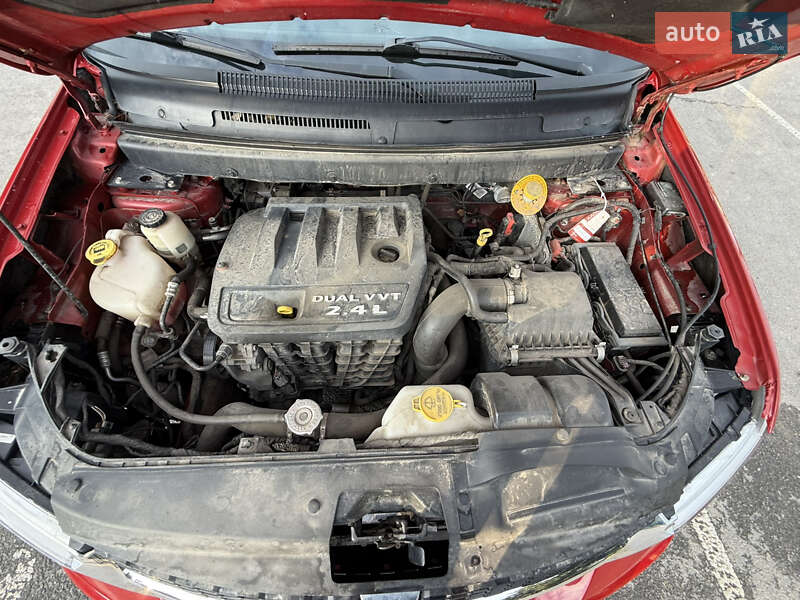 Внедорожник / Кроссовер Dodge Journey 2014 в Львове