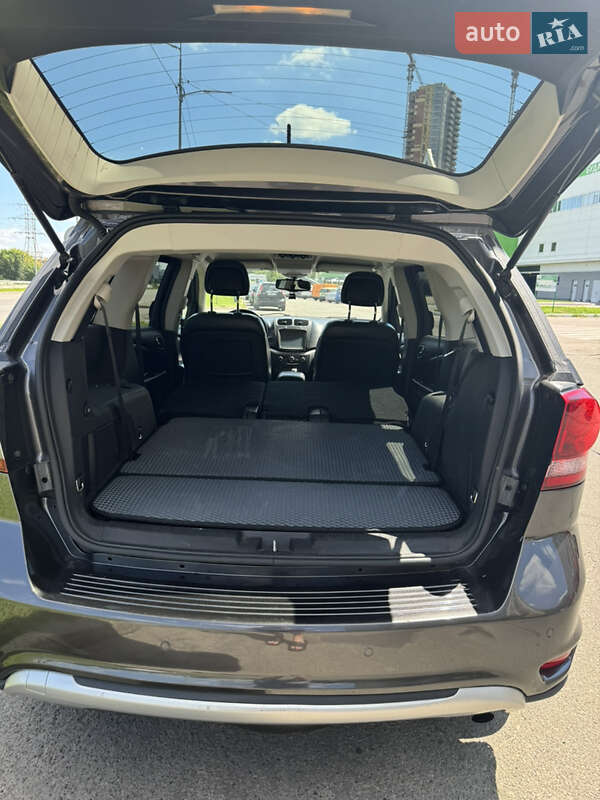 Внедорожник / Кроссовер Dodge Journey 2016 в Виннице