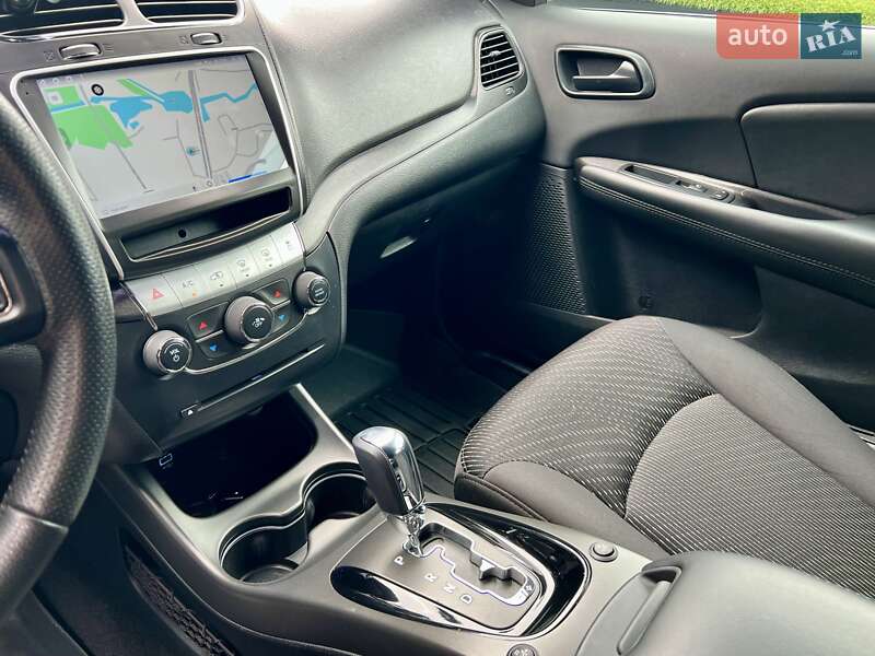 Позашляховик / Кросовер Dodge Journey 2016 в Києві