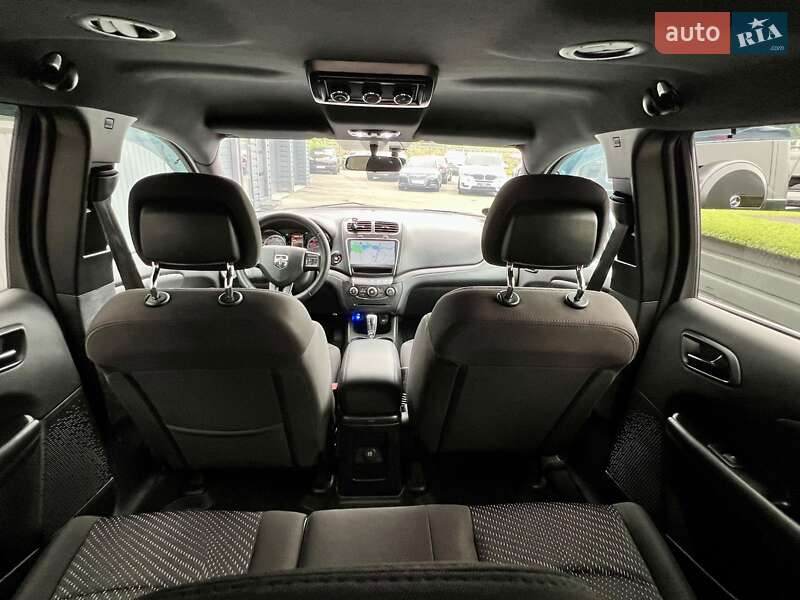 Позашляховик / Кросовер Dodge Journey 2016 в Києві