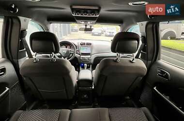 Внедорожник / Кроссовер Dodge Journey 2016 в 