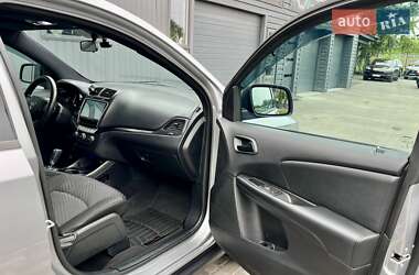 Внедорожник / Кроссовер Dodge Journey 2016 в 