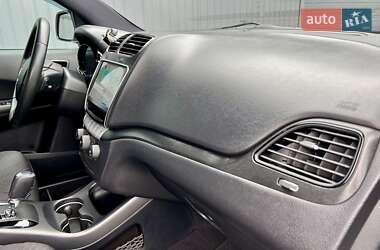 Внедорожник / Кроссовер Dodge Journey 2016 в 