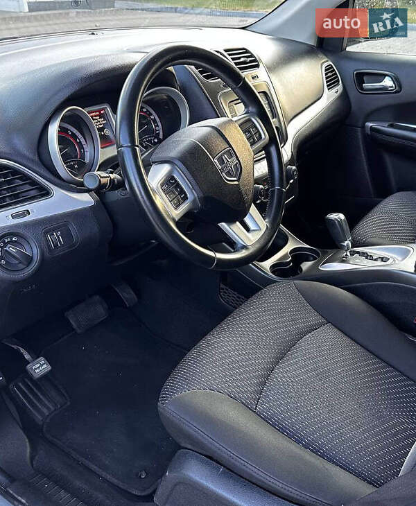 Внедорожник / Кроссовер Dodge Journey 2020 в Киеве