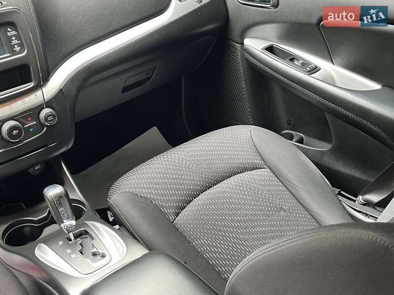 Внедорожник / Кроссовер Dodge Journey 2017 в Киеве фото 25 Внедорожник / Кроссовер Dodge Journey 2017 в Киеве