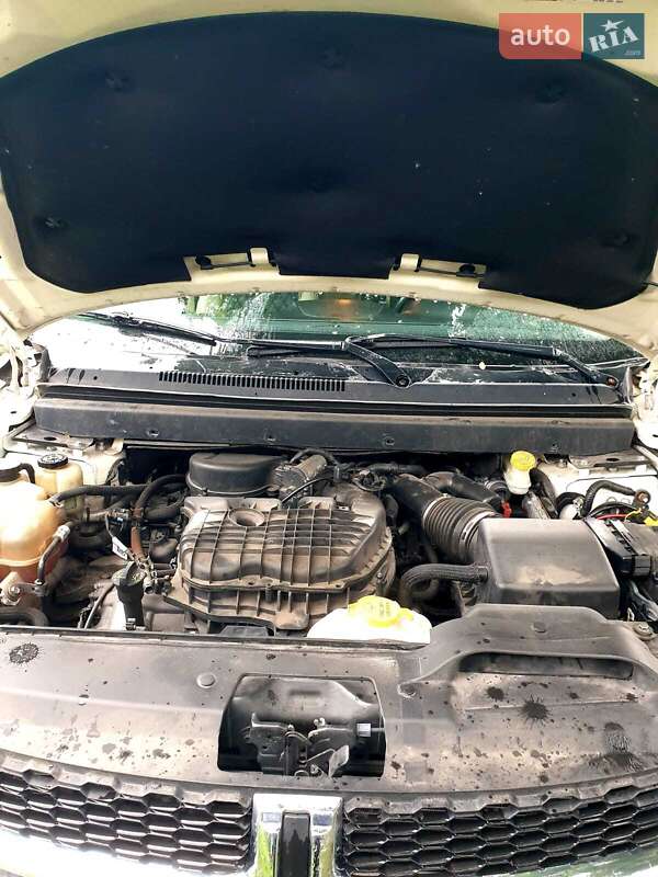 Позашляховик / Кросовер Dodge Journey 2016 в Києві фото 18 Позашляховик / Кросовер Dodge Journey 2016 в Києві