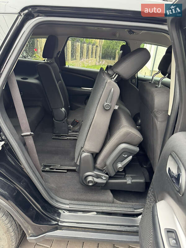 Позашляховик / Кросовер Dodge Journey 2017 в Нововолинську