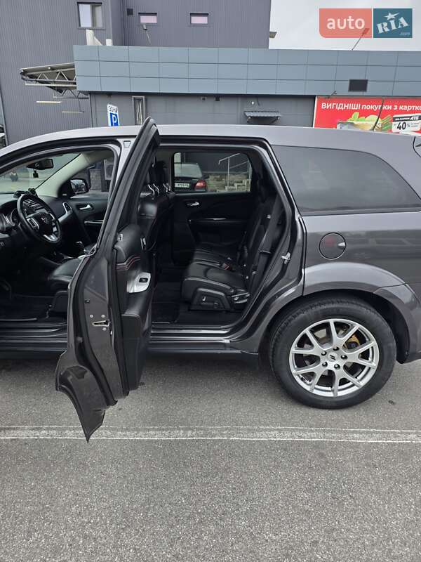 Внедорожник / Кроссовер Dodge Journey 2015 в Броварах