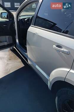 Внедорожник / Кроссовер Dodge Journey 2009 в 