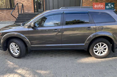Позашляховик / Кросовер Dodge Journey 2016 в 