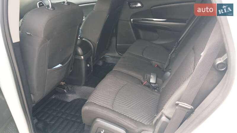 Внедорожник / Кроссовер Dodge Journey 2015 в Луцке