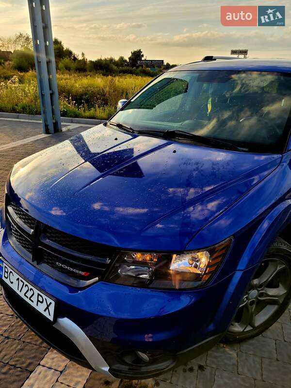 Внедорожник / Кроссовер Dodge Journey 2015 в Львове