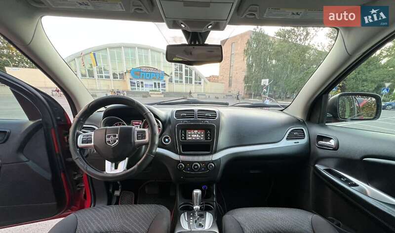 Позашляховик / Кросовер Dodge Journey 2012 в Черкасах