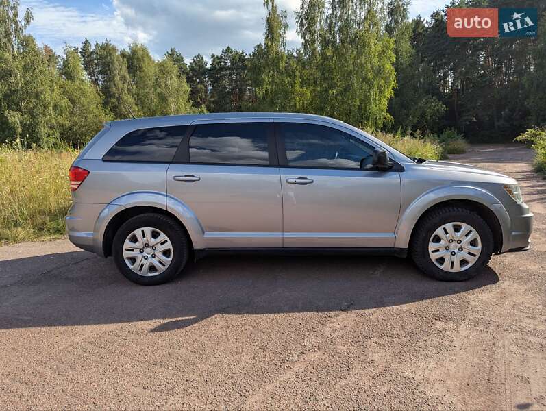 Внедорожник / Кроссовер Dodge Journey 2015 в Чернигове