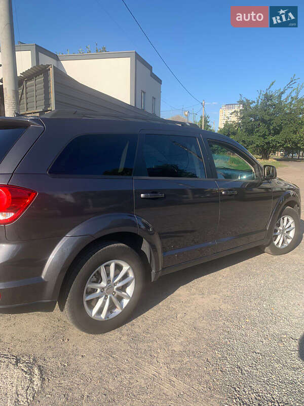 Позашляховик / Кросовер Dodge Journey 2014 в Черкасах