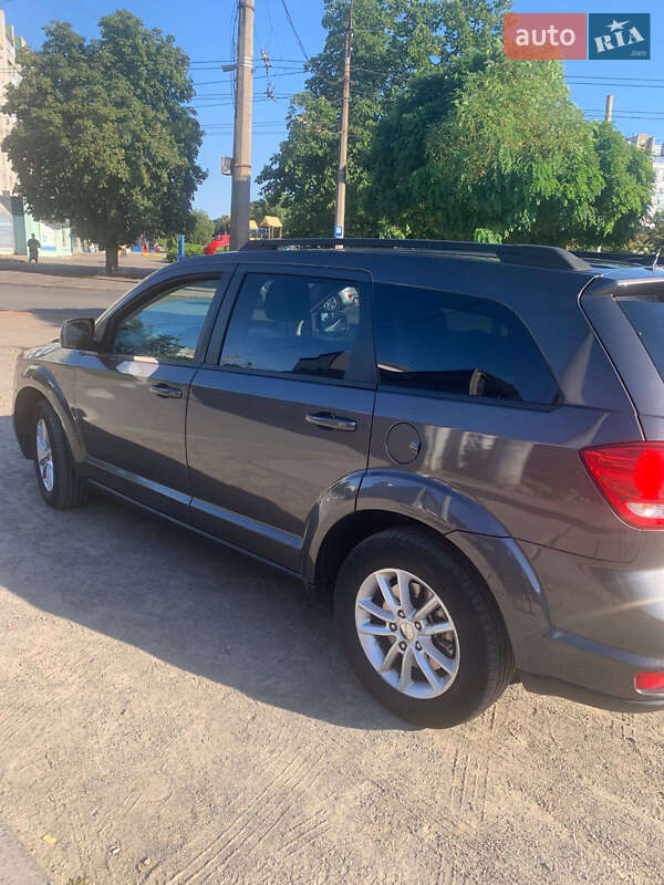 Позашляховик / Кросовер Dodge Journey 2014 в Черкасах