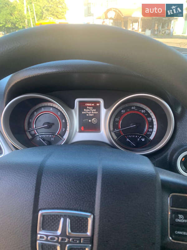 Позашляховик / Кросовер Dodge Journey 2014 в Черкасах