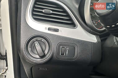 Внедорожник / Кроссовер Dodge Journey 2014 в 