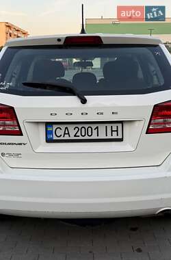 Внедорожник / Кроссовер Dodge Journey 2014 в 