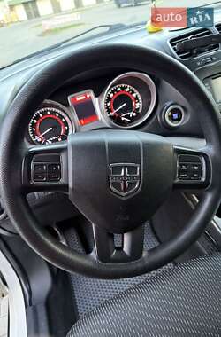 Внедорожник / Кроссовер Dodge Journey 2014 в 