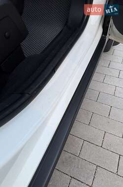 Внедорожник / Кроссовер Dodge Journey 2014 в 