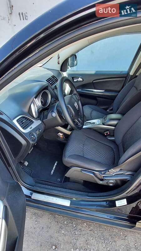 Внедорожник / Кроссовер Dodge Journey 2013 в Южном