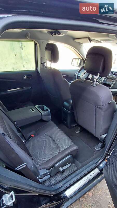 Внедорожник / Кроссовер Dodge Journey 2013 в Южном