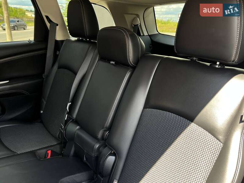 Позашляховик / Кросовер Dodge Journey 2016 в Вінниці