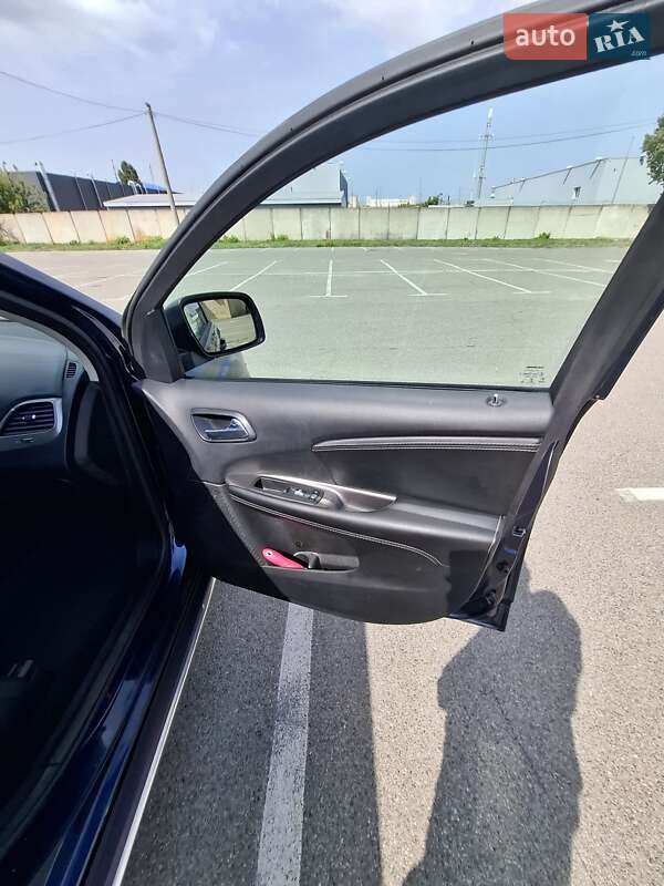 Внедорожник / Кроссовер Dodge Journey 2017 в Киеве фото 7 Внедорожник / Кроссовер Dodge Journey 2017 в Киеве