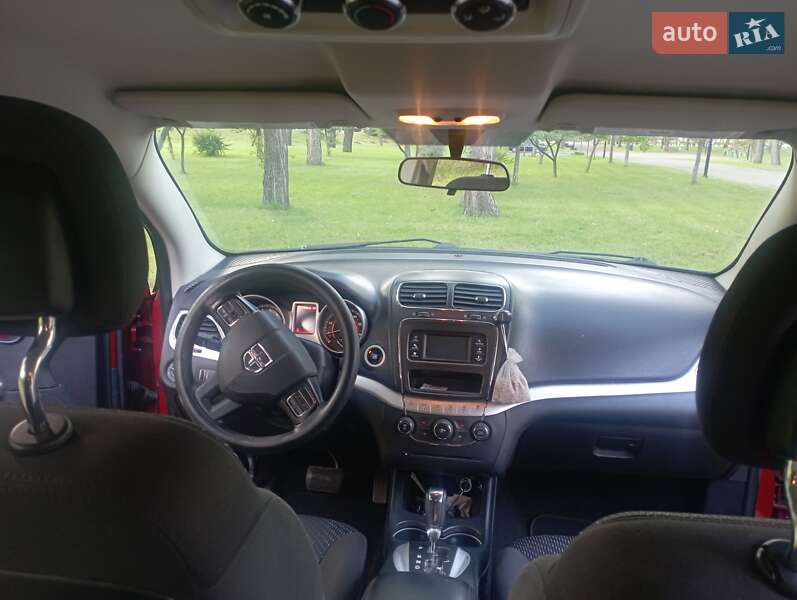 Позашляховик / Кросовер Dodge Journey 2016 в Броварах