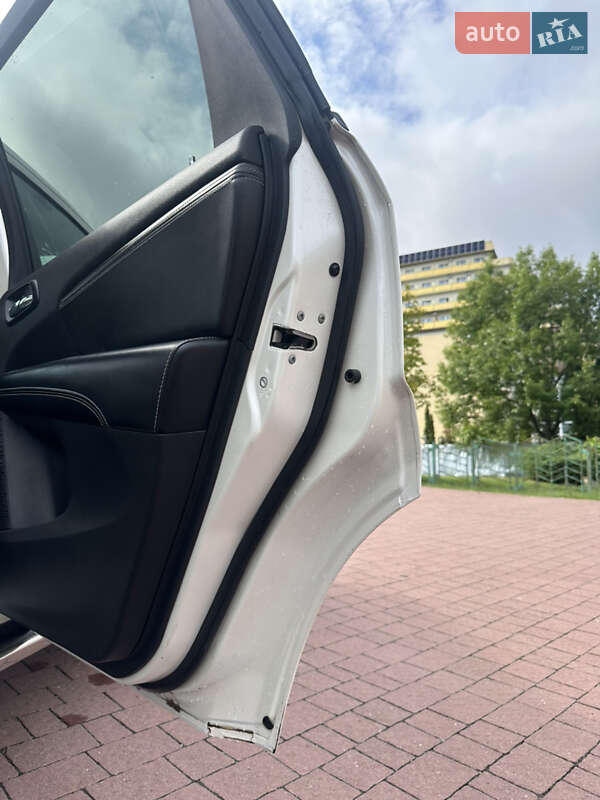 Внедорожник / Кроссовер Dodge Journey 2014 в Ивано-Франковске фото 27 Внедорожник / Кроссовер Dodge Journey 2014 в Ивано-Франковске