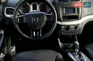 Позашляховик / Кросовер Dodge Journey 2018 в  фото 6 Позашляховик / Кросовер Dodge Journey 2018 в