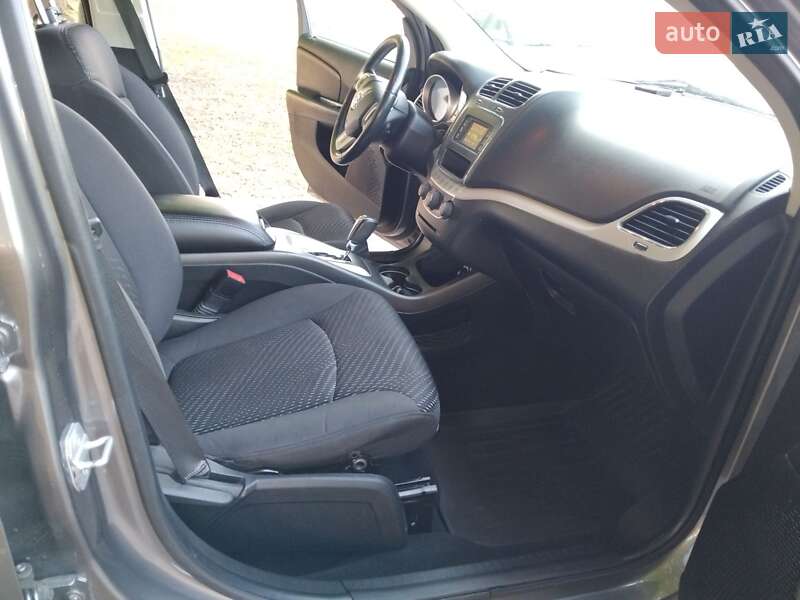 Внедорожник / Кроссовер Dodge Journey 2013 в Владимире
