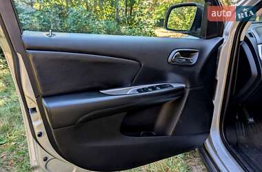 Внедорожник / Кроссовер Dodge Journey 2012 в 