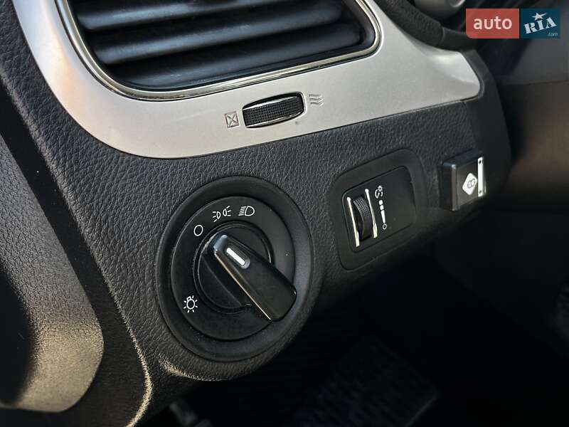 Внедорожник / Кроссовер Dodge Journey 2013 в Одессе