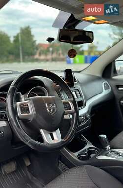 Внедорожник / Кроссовер Dodge Journey 2014 в 