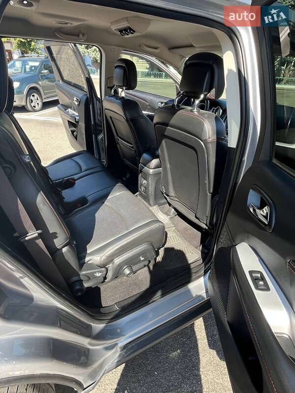 Позашляховик / Кросовер Dodge Journey 2017 в Борисполі фото 29 Позашляховик / Кросовер Dodge Journey 2017 в Борисполі