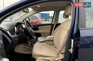Внедорожник / Кроссовер Dodge Journey 2014 в 