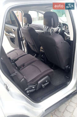 Внедорожник / Кроссовер Dodge Journey 2014 в 