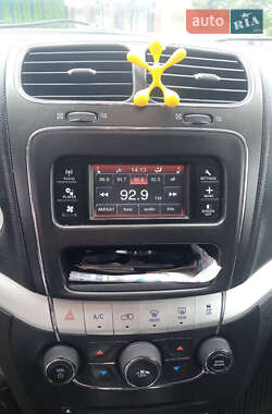 Внедорожник / Кроссовер Dodge Journey 2014 в 