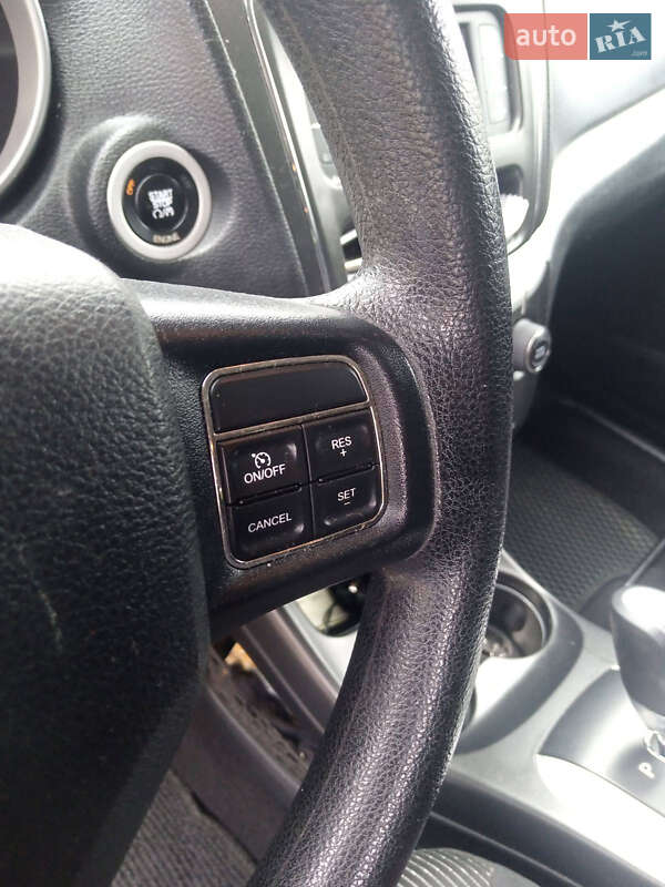 Позашляховик / Кросовер Dodge Journey 2014 в Самборі фото 32 Позашляховик / Кросовер Dodge Journey 2014 в Самборі