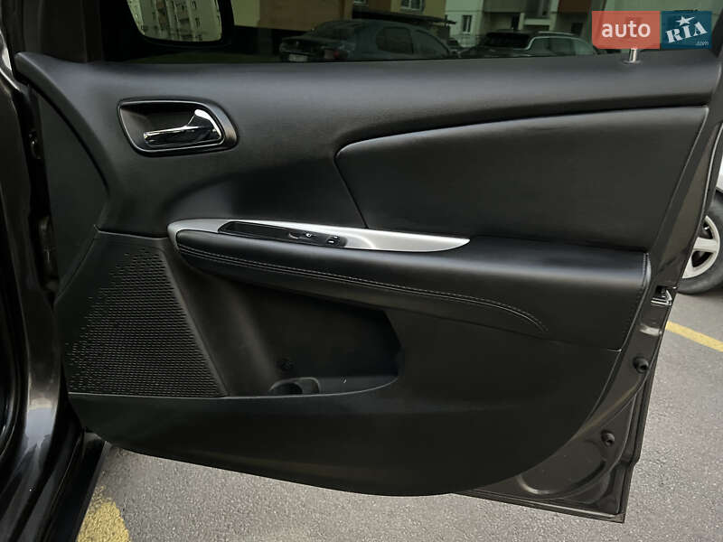 Внедорожник / Кроссовер Dodge Journey 2019 в Харькове фото 37 Внедорожник / Кроссовер Dodge Journey 2019 в Харькове