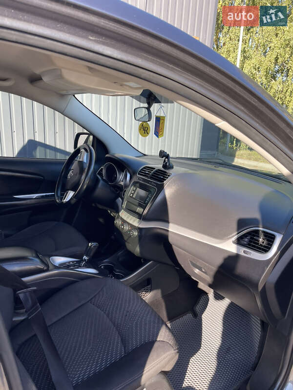Внедорожник / Кроссовер Dodge Journey 2013 в Ровно